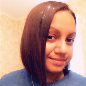 Meet your Posher, Angela